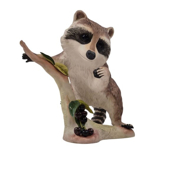 Cybis Raccoon Figurine 1965 Porcelain Wildlife Sculpture Vintage Art Signed - Picture 4 of 10
